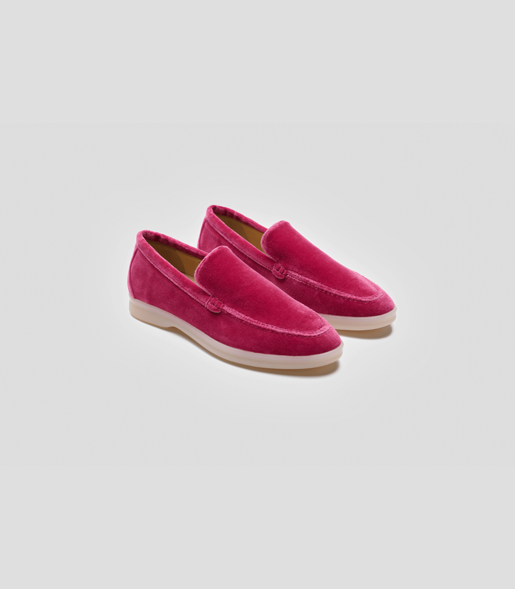Mocassini Vegani in Velluto Rosa, scarpe comode e formali, fatti a mano con velluto di cotone vegano.