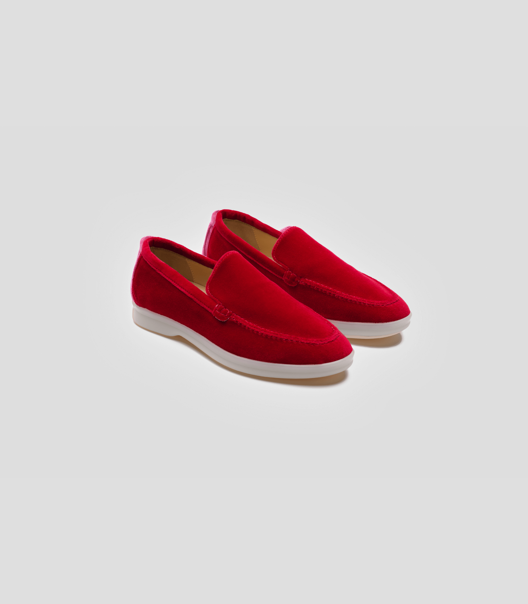 Mocassini vegani in Velluto Rosso, scarpe comode in velluto di cotone vegano, design elegante e formale.