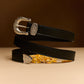 Cintura Vegana Donna con Fibbia Rock - Nera, accessorio elegante con fibbia argentata su sfondo neutro.